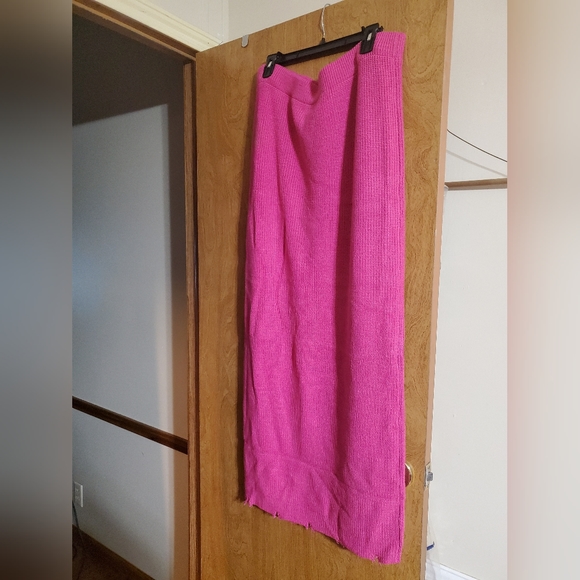 Distressed Maxi 2-piece Sweater Set - Picture 3 of 3